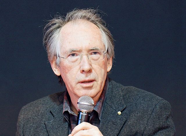 Sammanfattning av Amsterdam av Ian McEwan