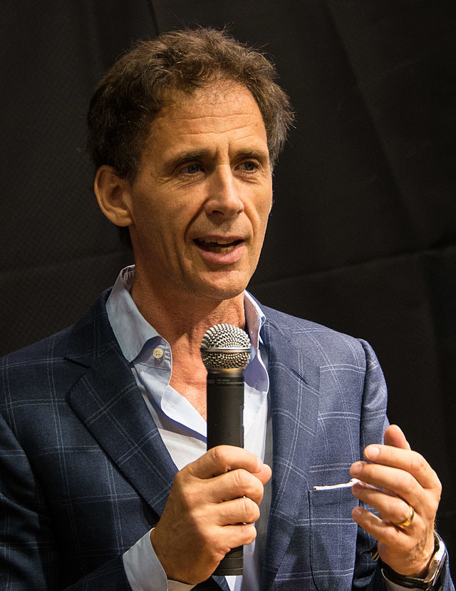Sammanfattning av Det som inte dödar oss av David Lagercrantz
