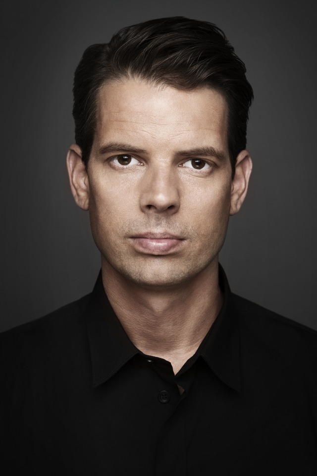 Sammanfattning av Glöm mig av Alex Schulman