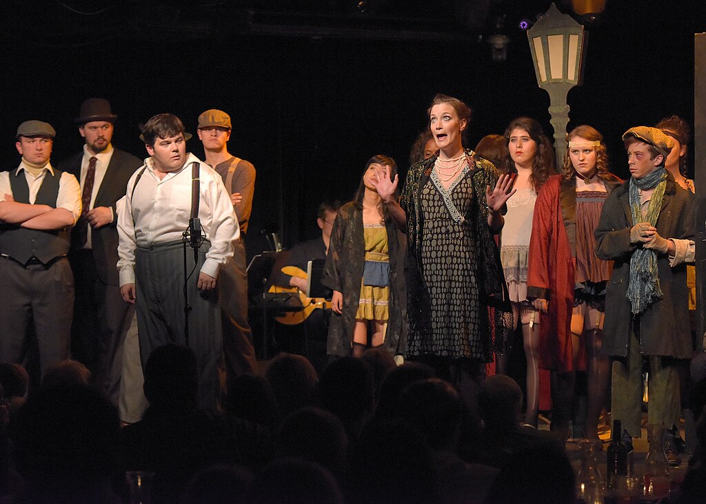 Sammanfattning av Tolvskillingsoperan av Bertolt Brecht och Kurt Weill